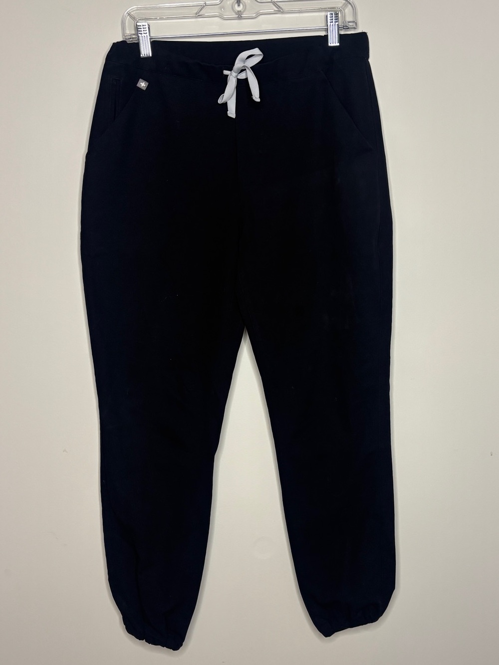FIGS Black Jogger Scrub Pants Size Small Women’s EUC Uniform Medical